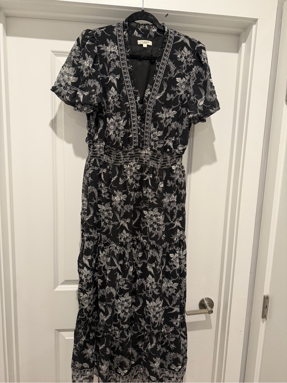 Max Studio Maxi Dress Women Black Floral Ruffle Tiered Smocked Waist- Size L - Picture 9 of 9